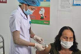 Thanh Miện tiêm vắc xin mũi 2 đợt 1 cho hơn 1.000 người